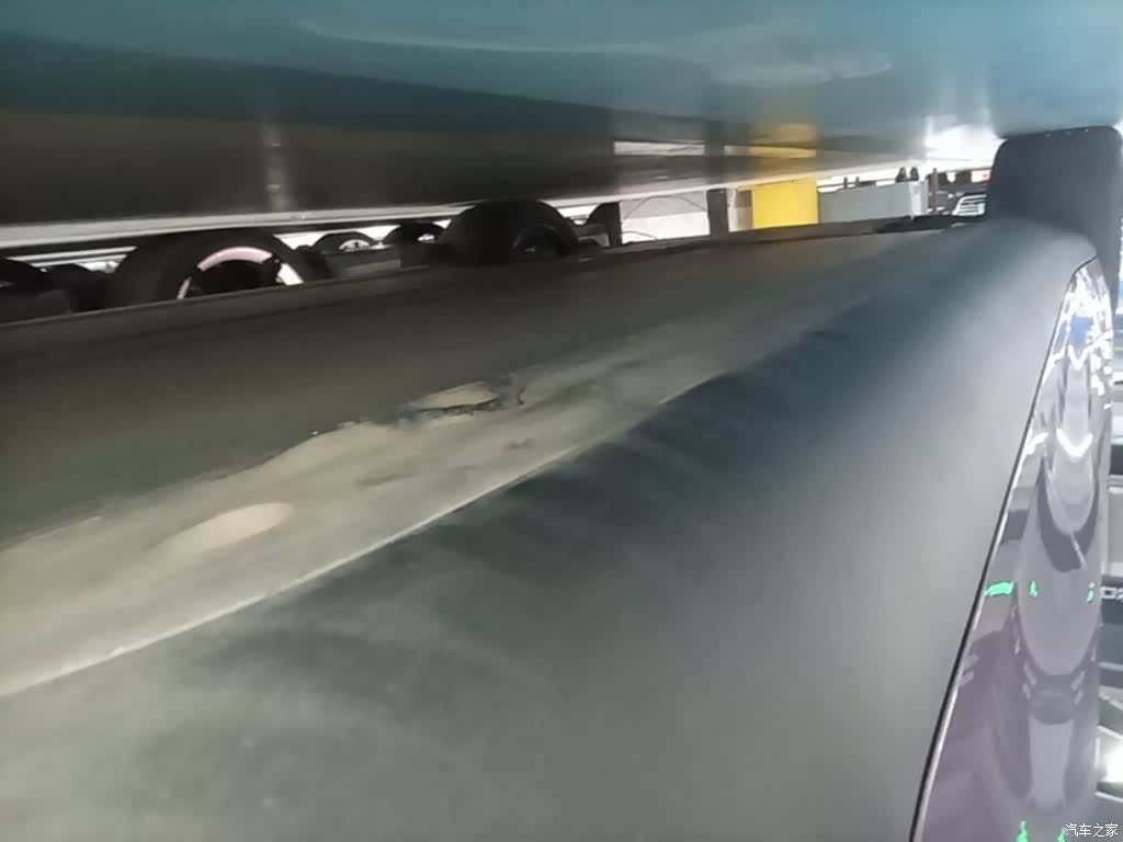 Tesla Model Y, 2023 22