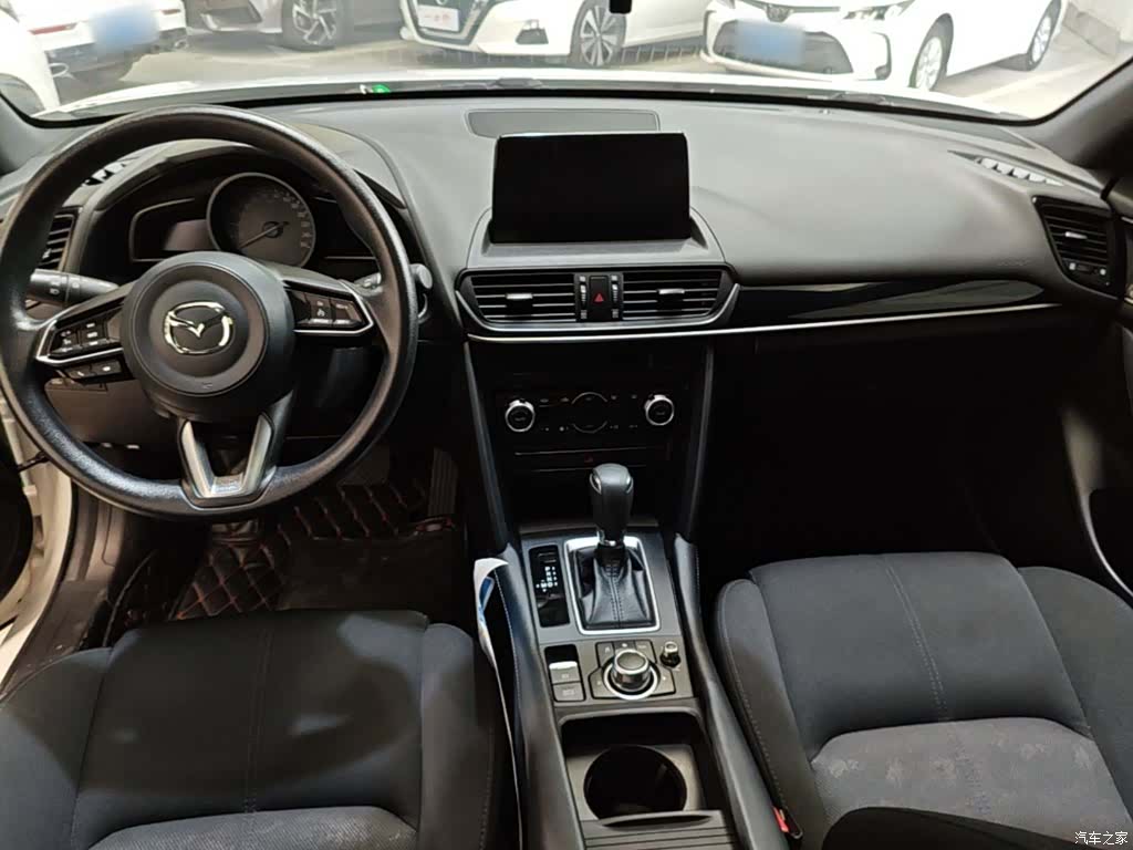 Mazda CX-4, 2021 10