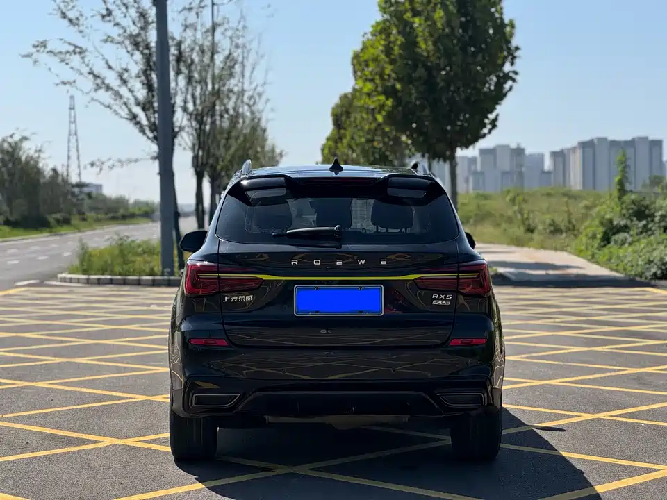 Roewe RX5