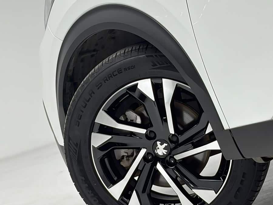 Peugeot 2008 2023, фото 12