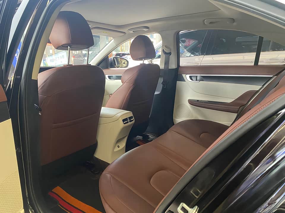 Hyundai Name picture