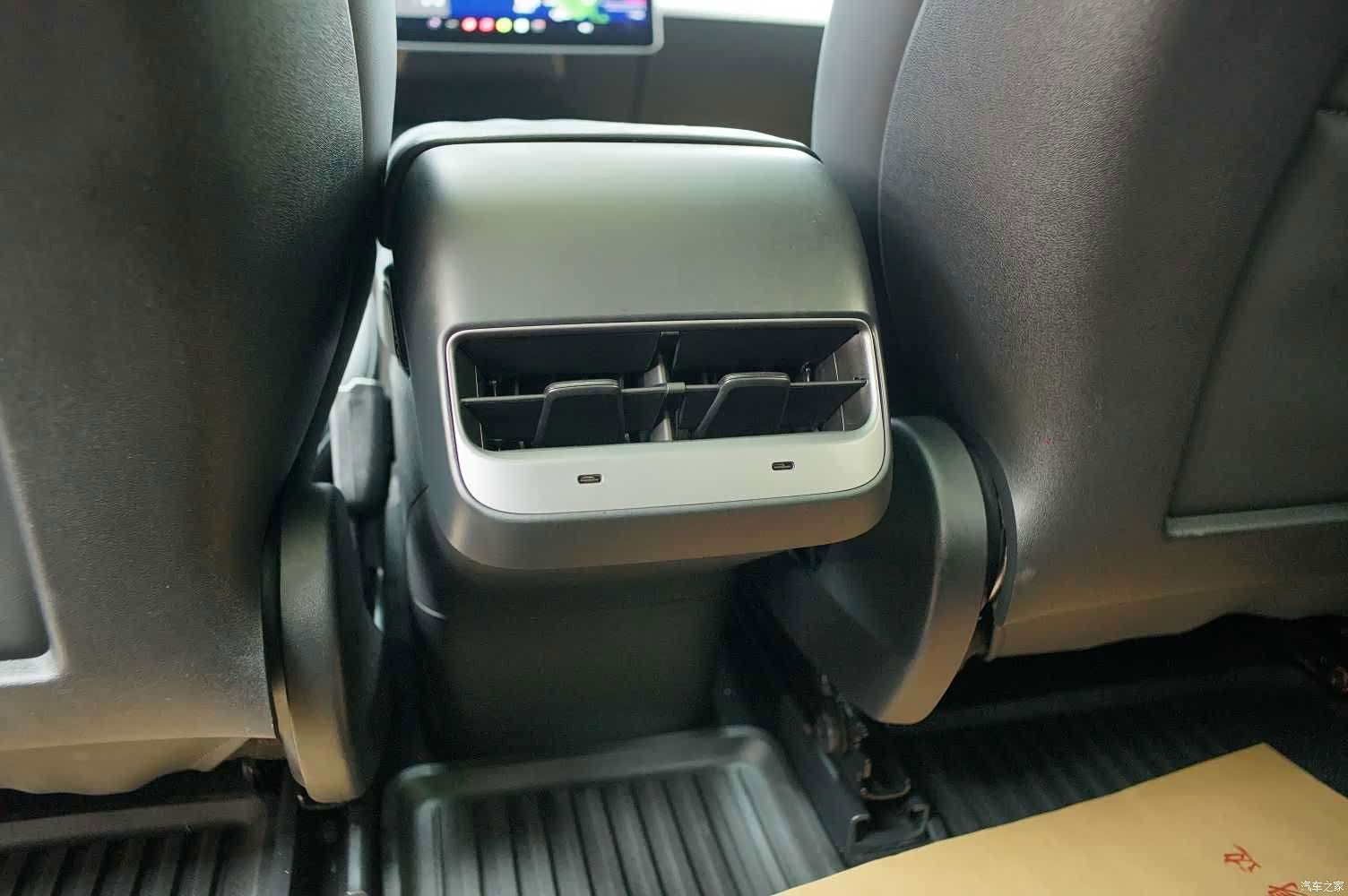 Tesla Model 3, 2022 9