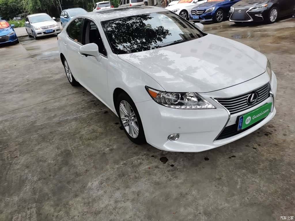 Lexus ES, 2014 4
