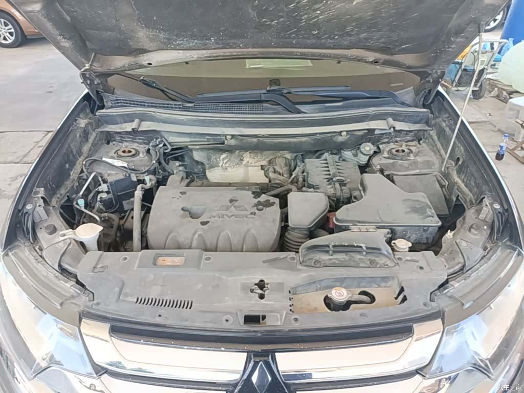 Mitsubishi Outlander, 2017 20