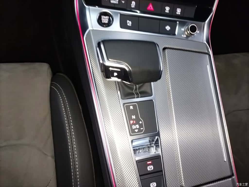 Audi A6L, 2021 14