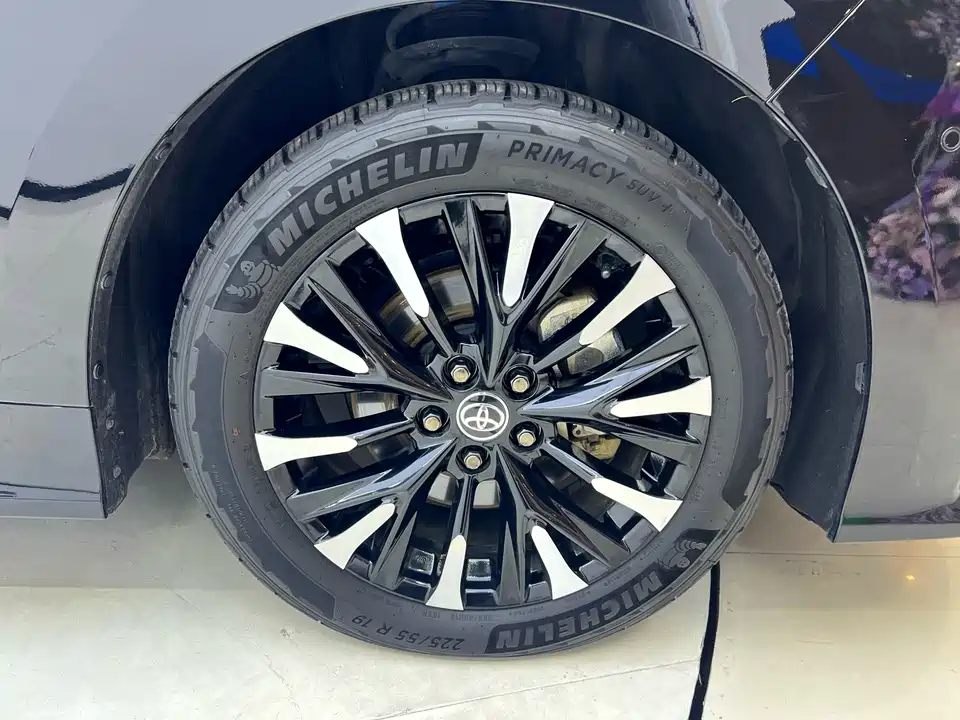 Toyota Elfa Toyota Elfa