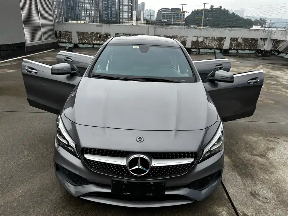 Mercedes-Benz CLA