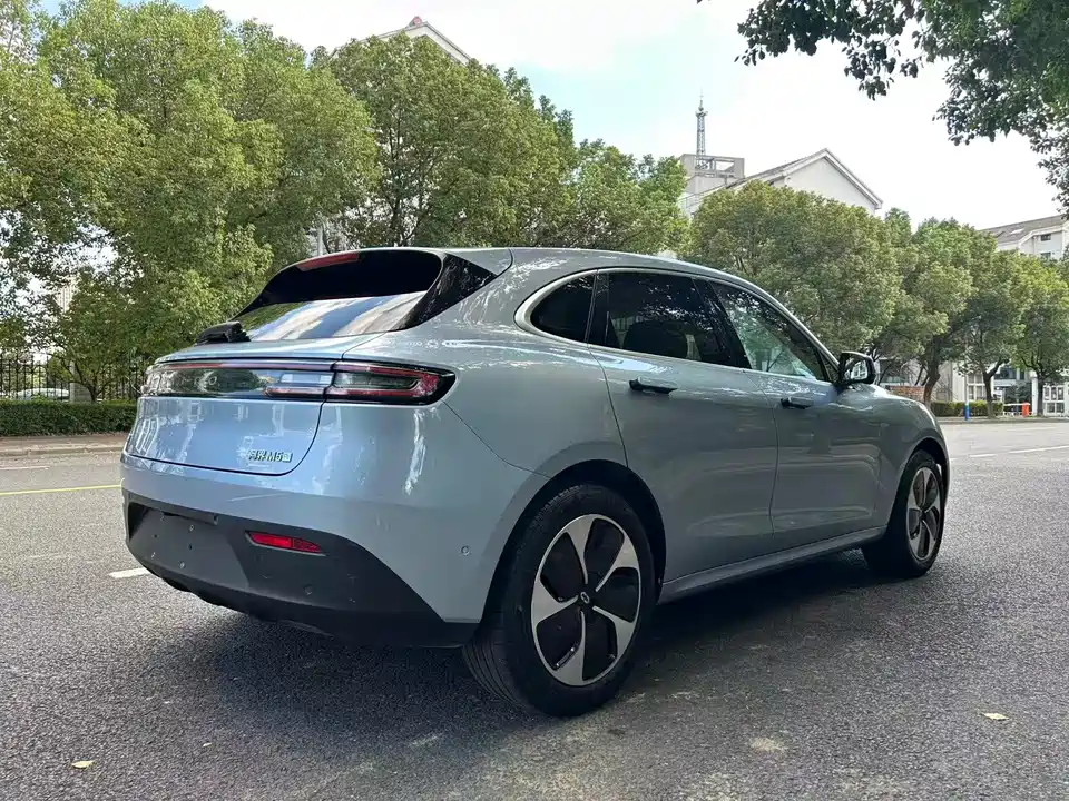 AITO Ask the world M5