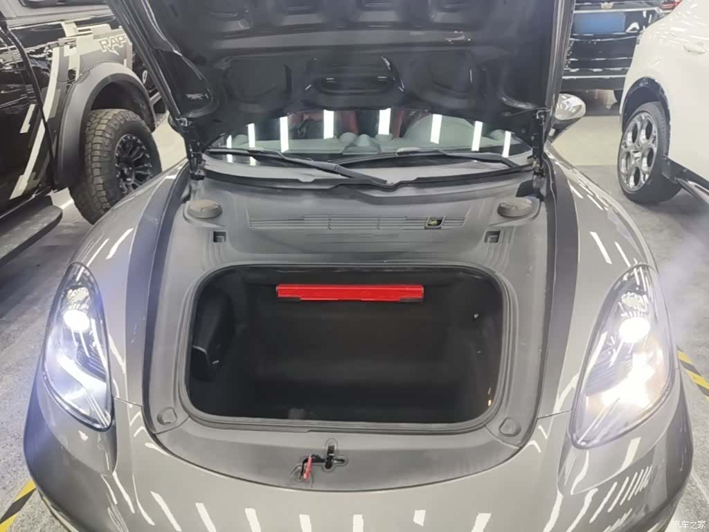 Porsche Boxster, 2019 20