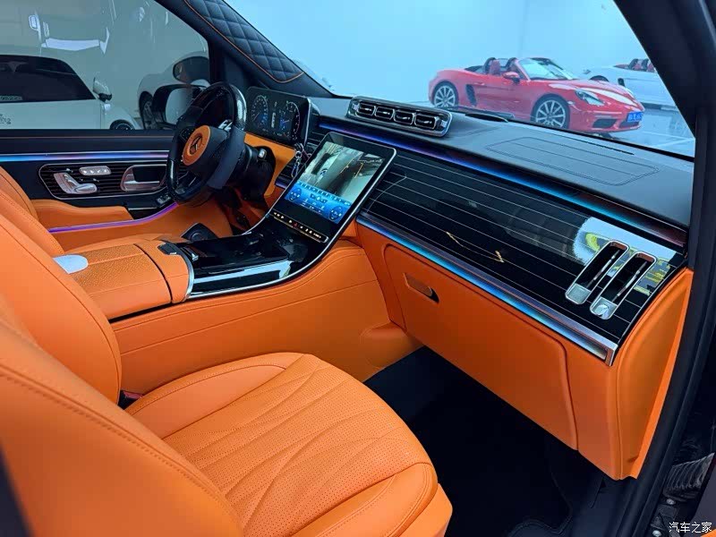Mercedes-Benz 7, 2023 8