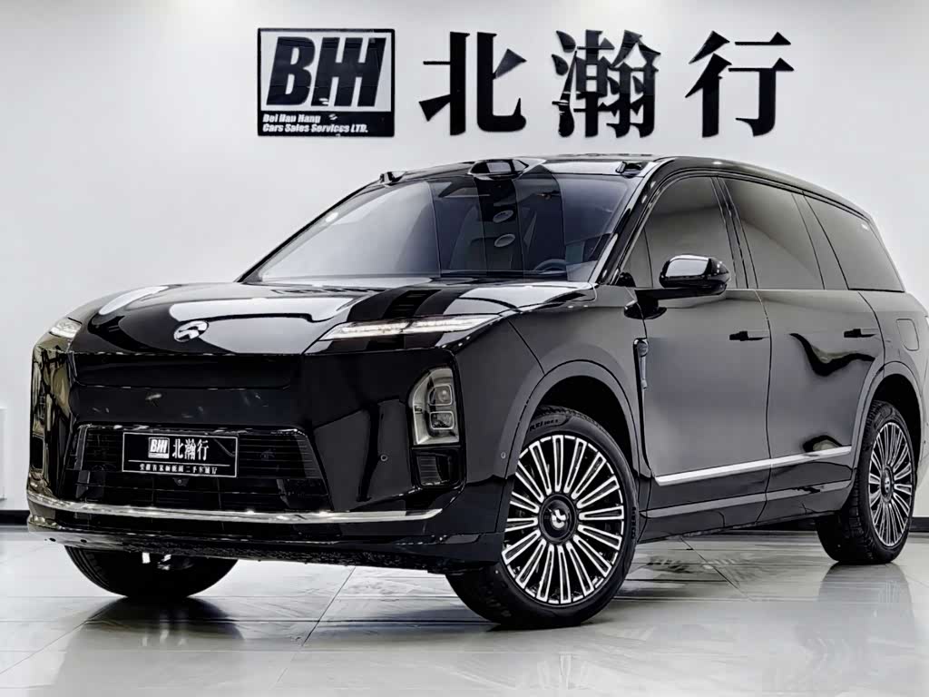 NIO ES8