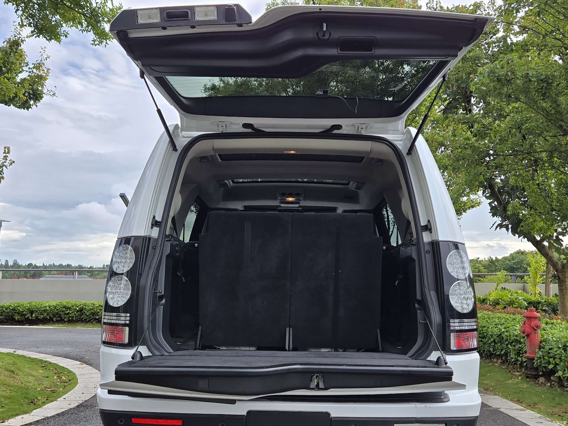 Land Rover Discovery, 2014 9