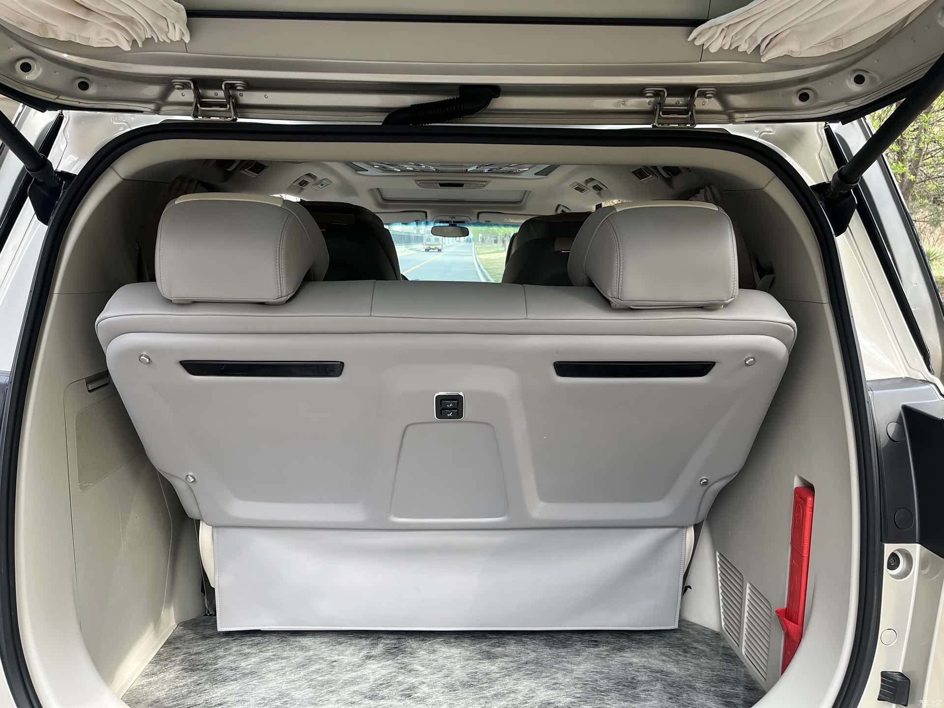 Buick GL8, 2022 18