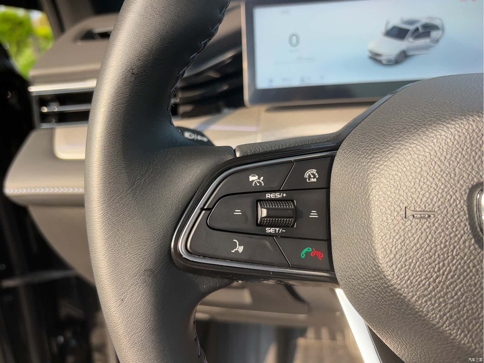 Geely Preface, 2024 18