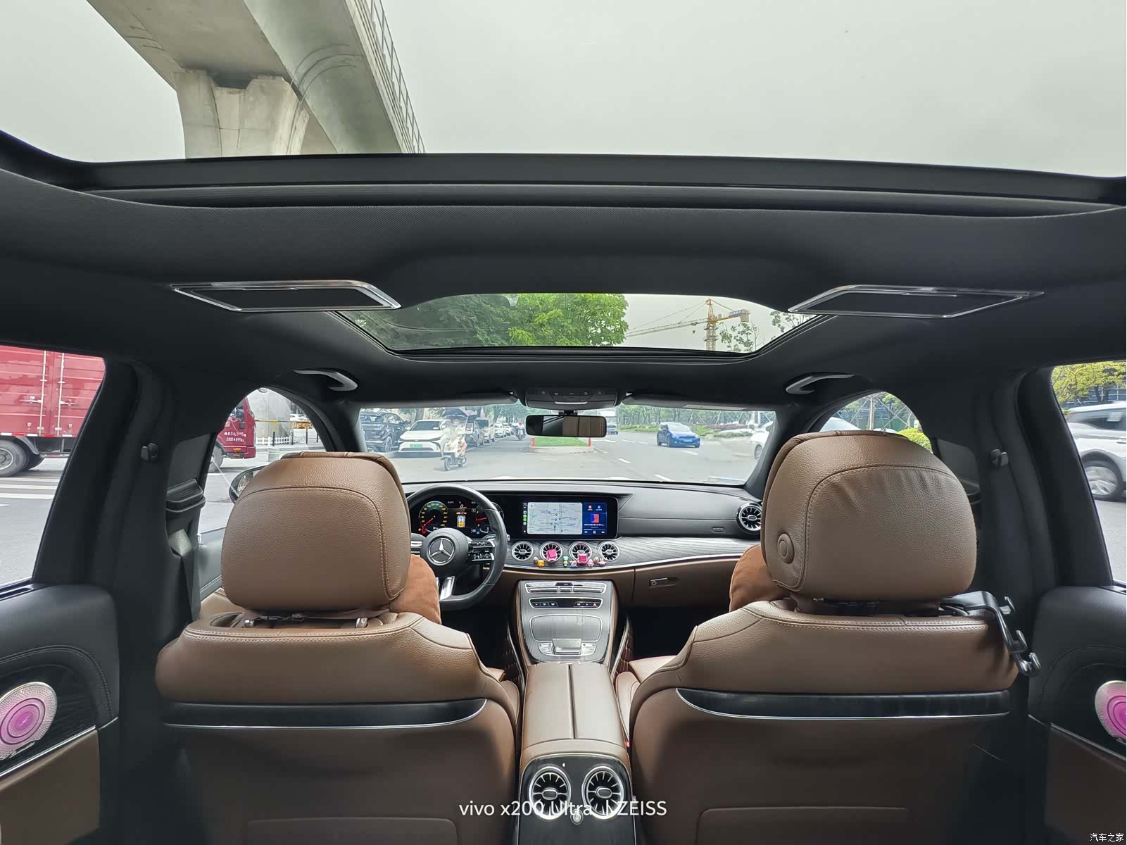 Mercedes-Benz E-Class, 2022 8