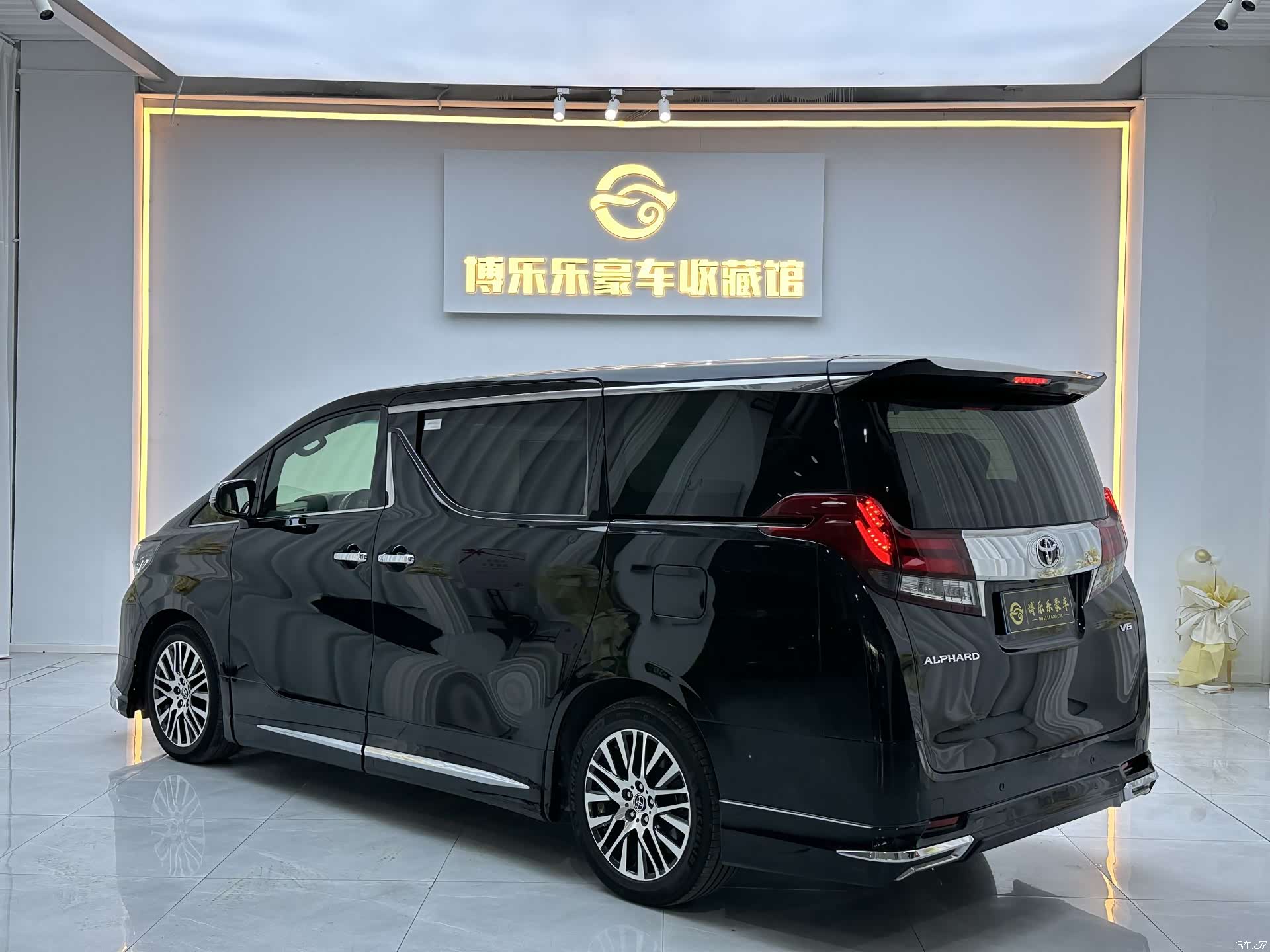 Toyota Alphard, 2018 22