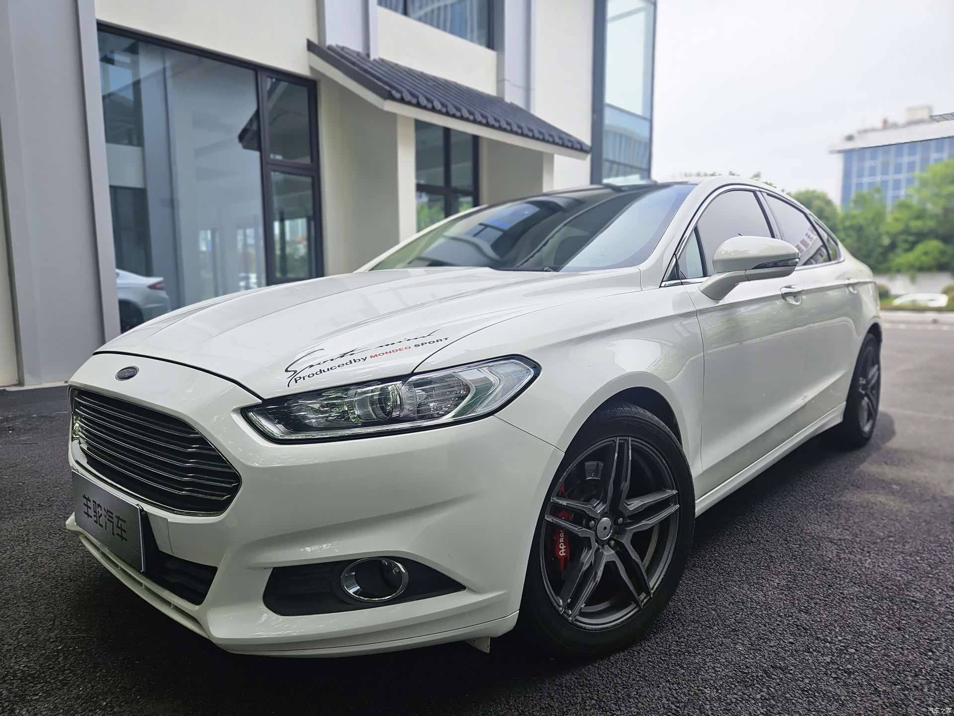 Ford Mondeo, 2016 1