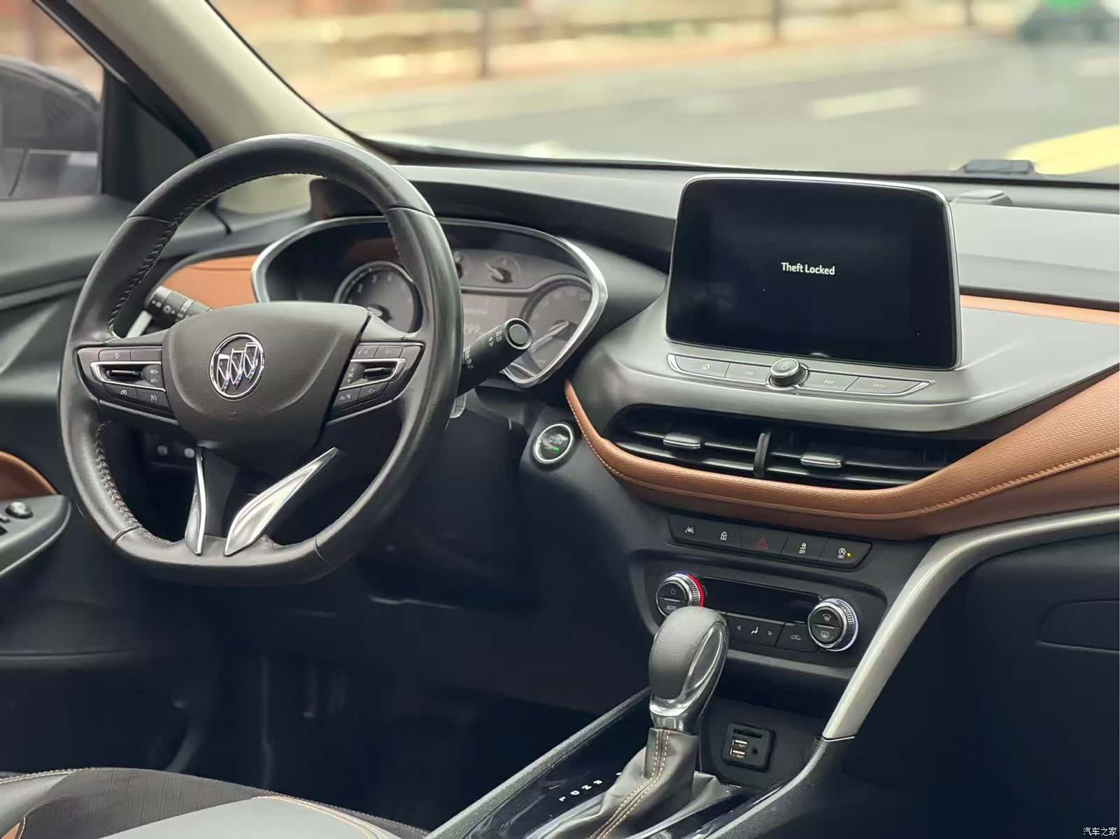 Buick Encore, 2020 9