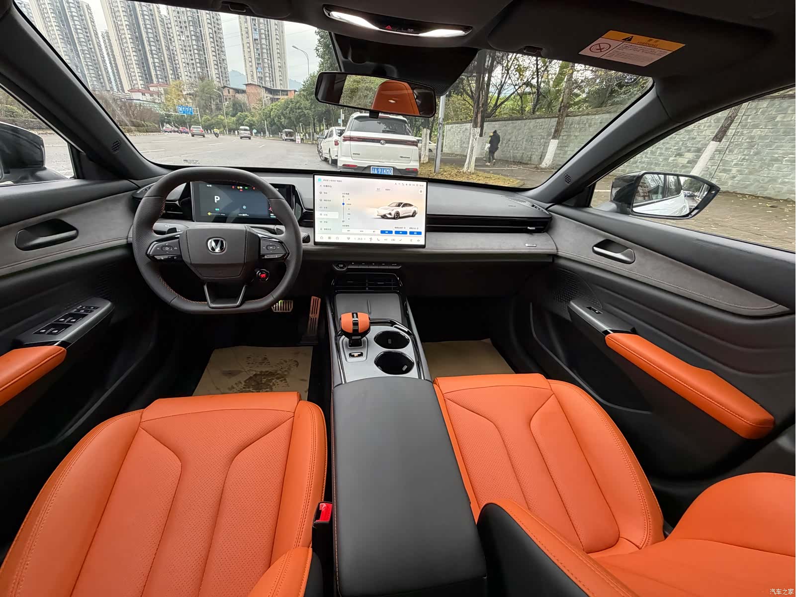 Changan UNI-V, 2025 10