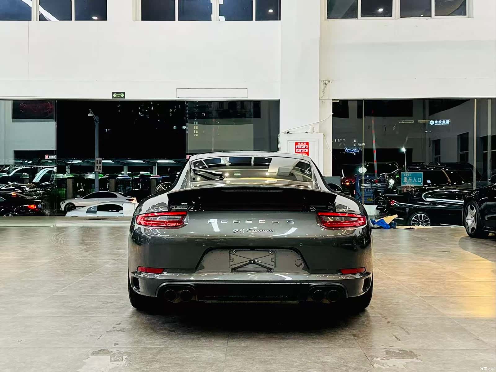 Porsche 911, 2018 все фото