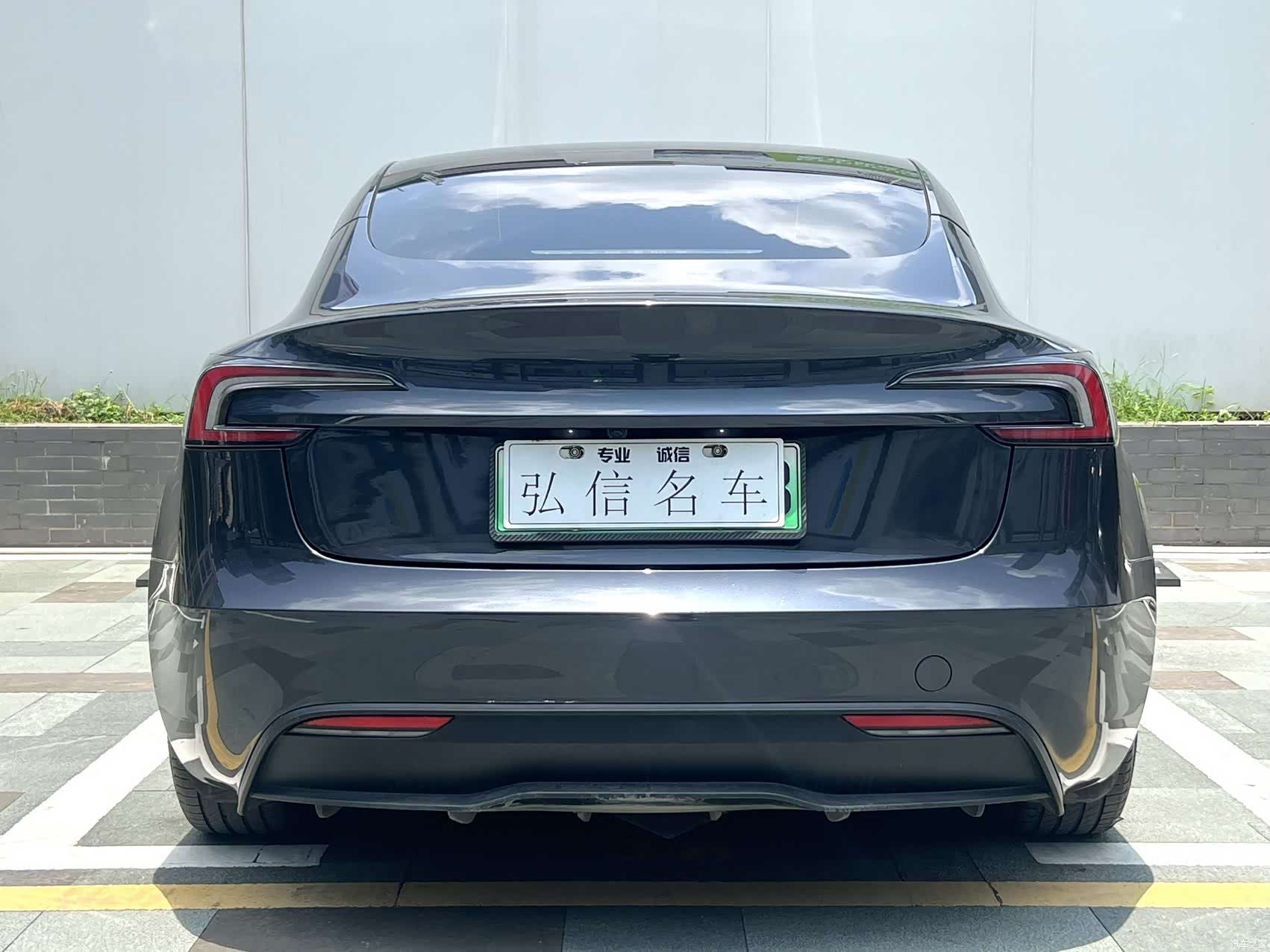 Tesla Model 3, 2024 13