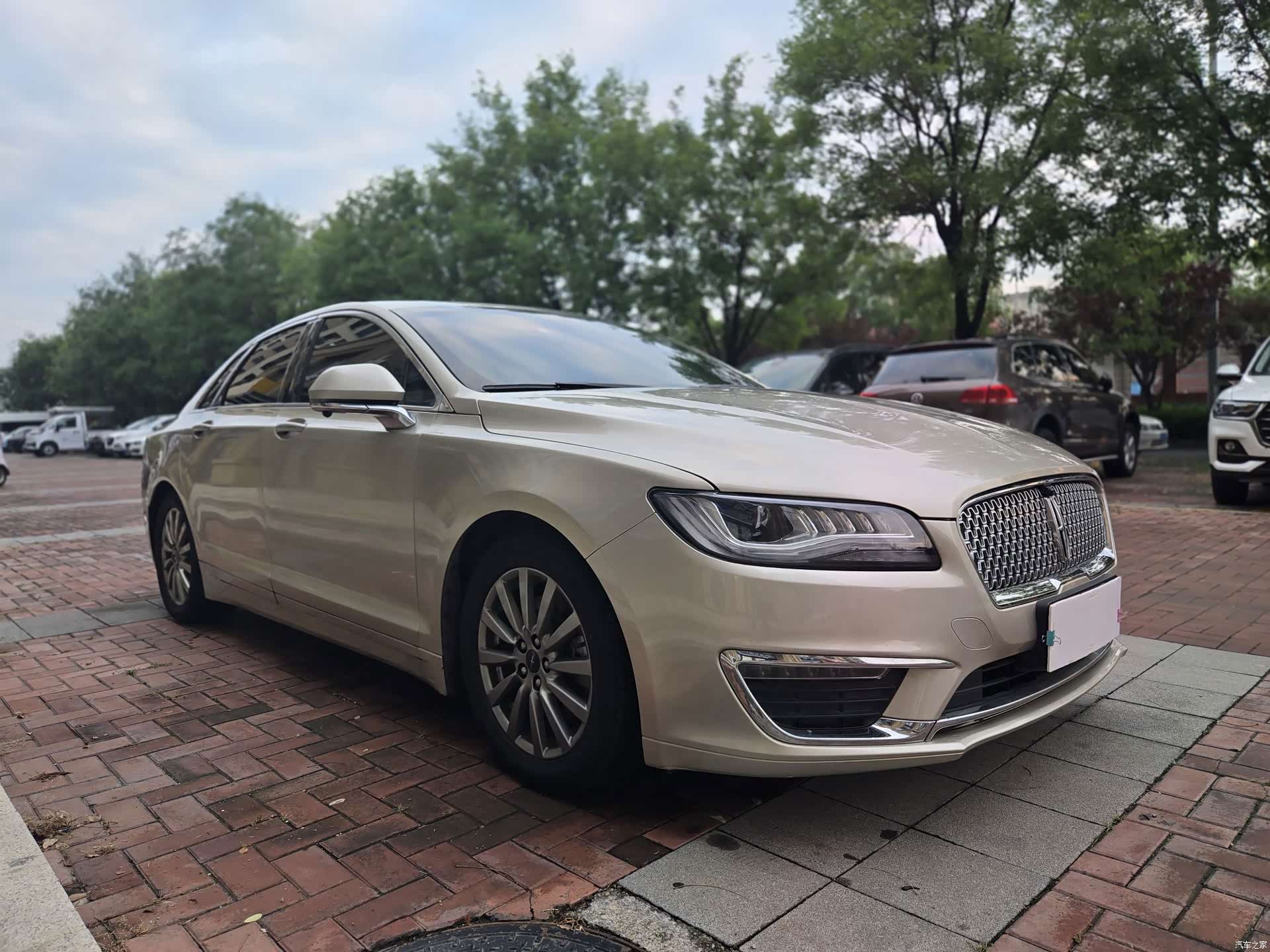 Lincoln MKZ, 2017 8