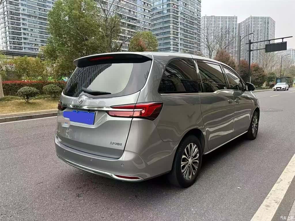 Buick GL8, 2023 4