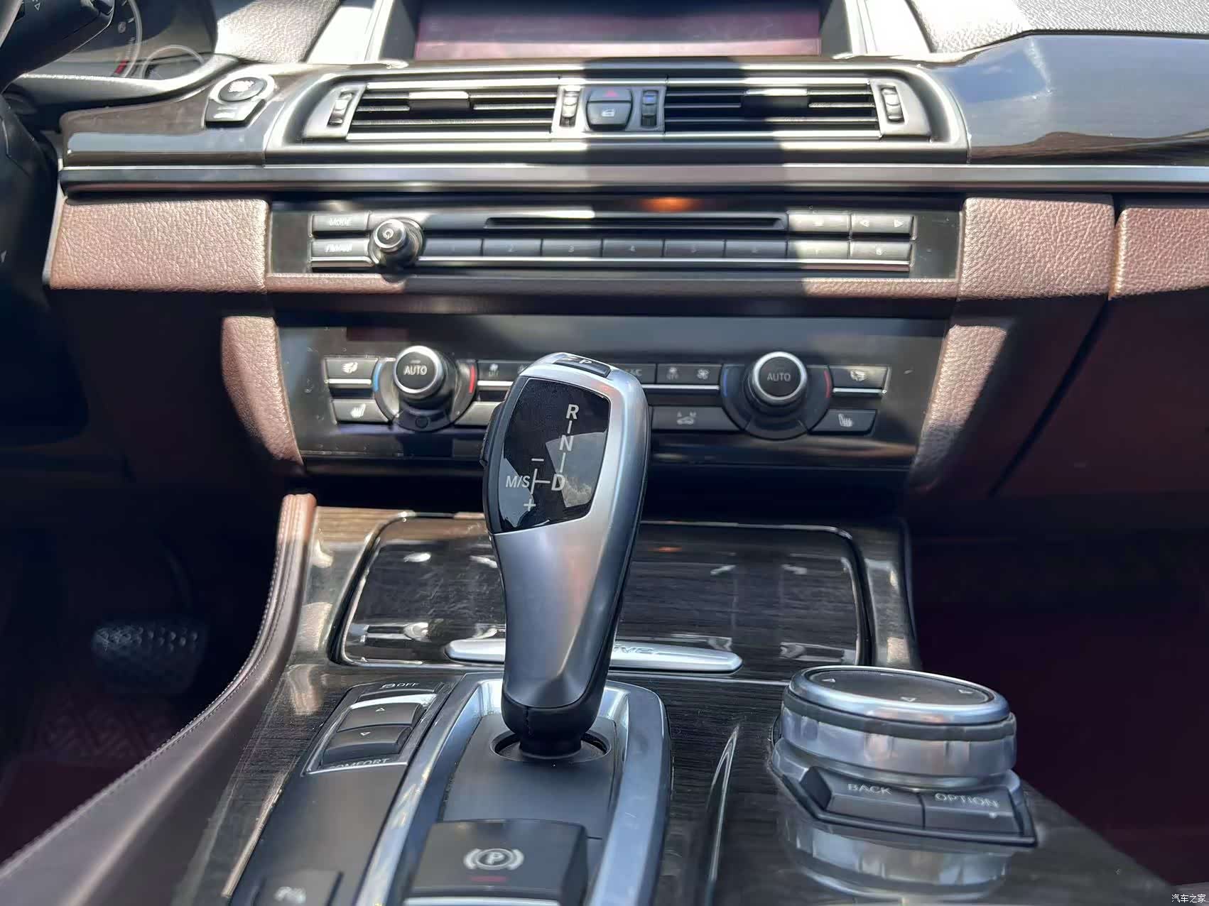 BMW 5 Series, 2016 14
