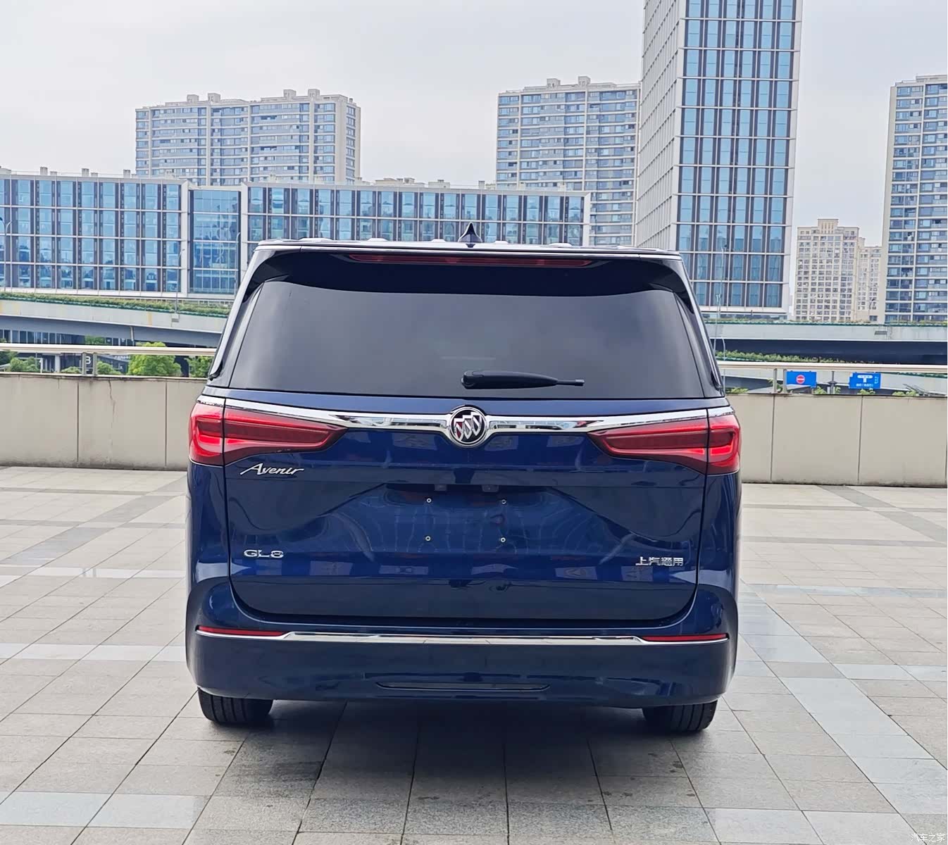Buick GL8, 2020 4