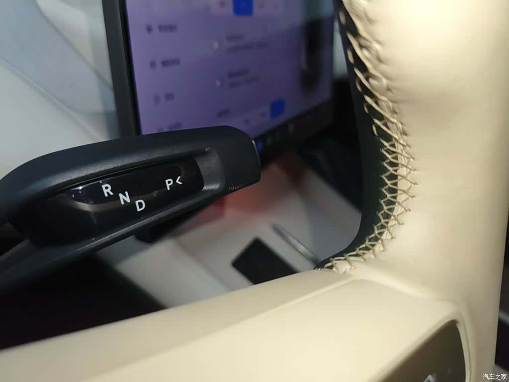 Xiaomi YU7, 2025 10