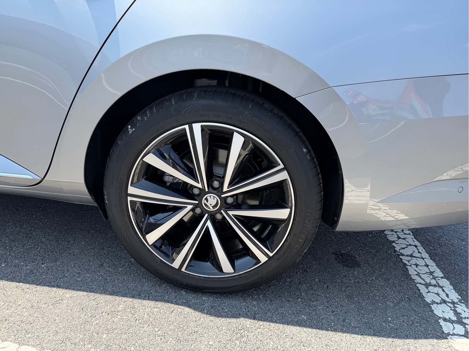 Skoda Superb, 2023 12