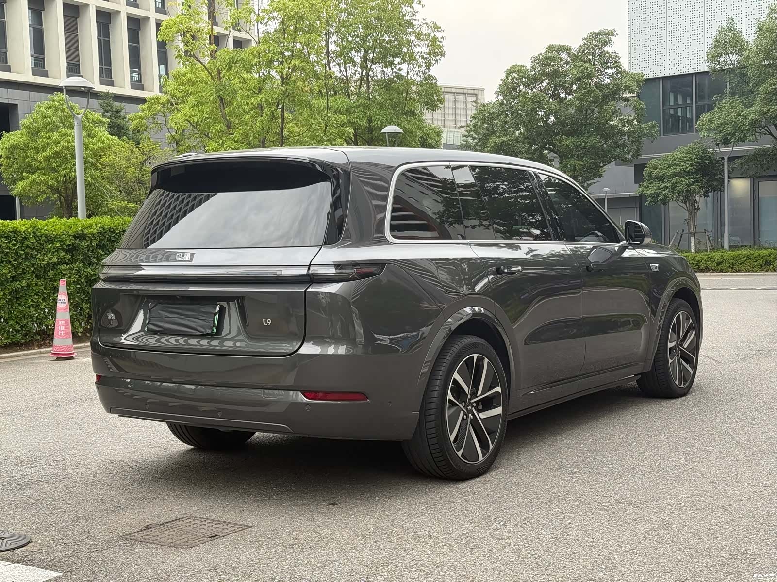 Li Auto L9, 2023 28