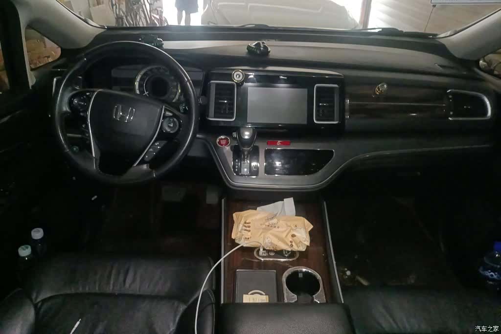 Honda Elysion, 2018 12