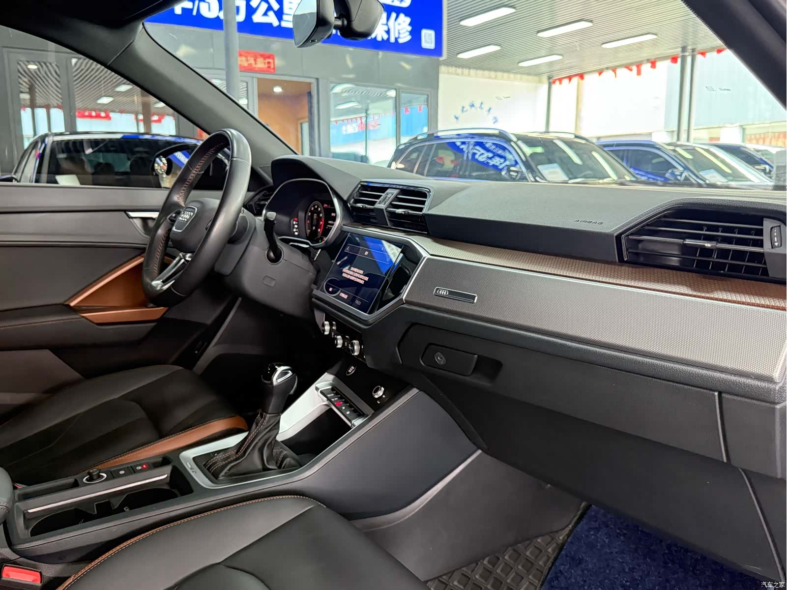 Audi Q3, 2023 11