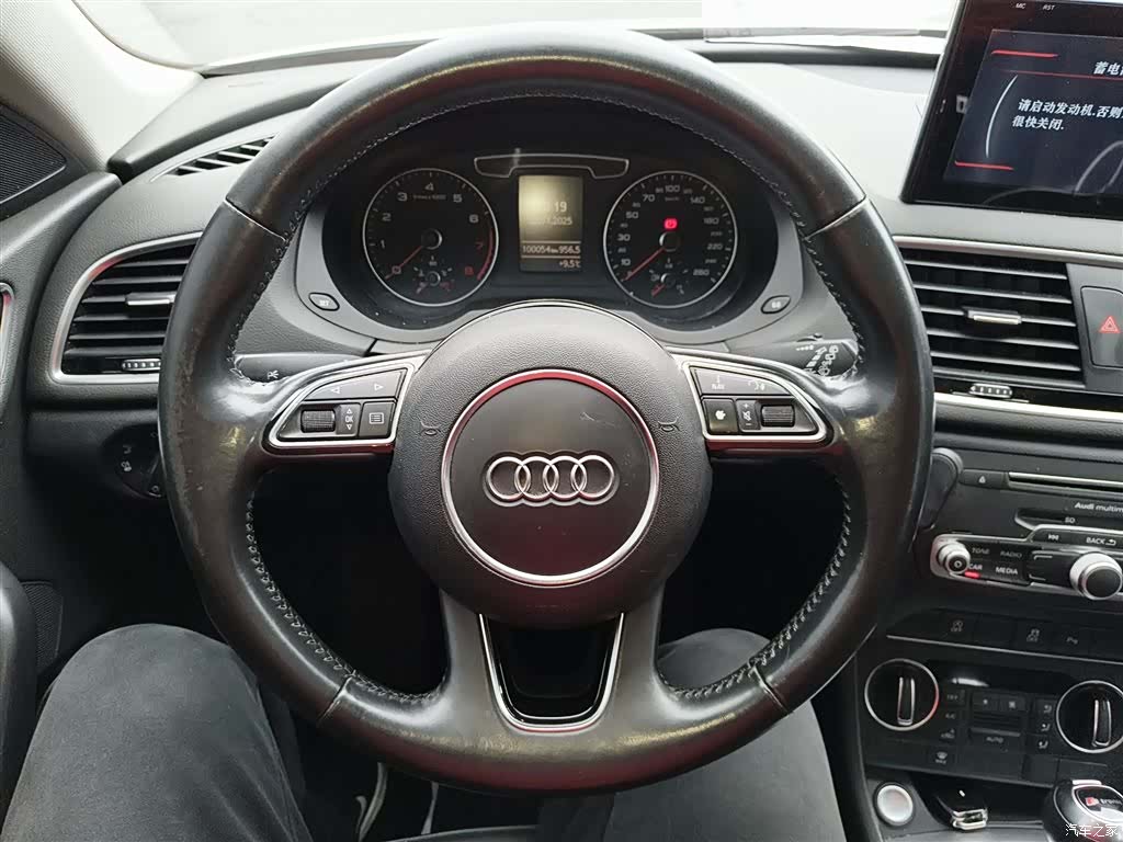 Audi Q3, 2017 11