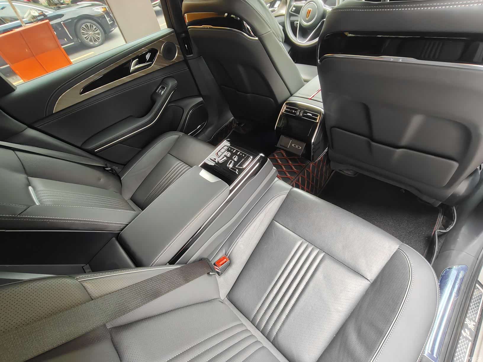 Hongqi H9, 2021 13
