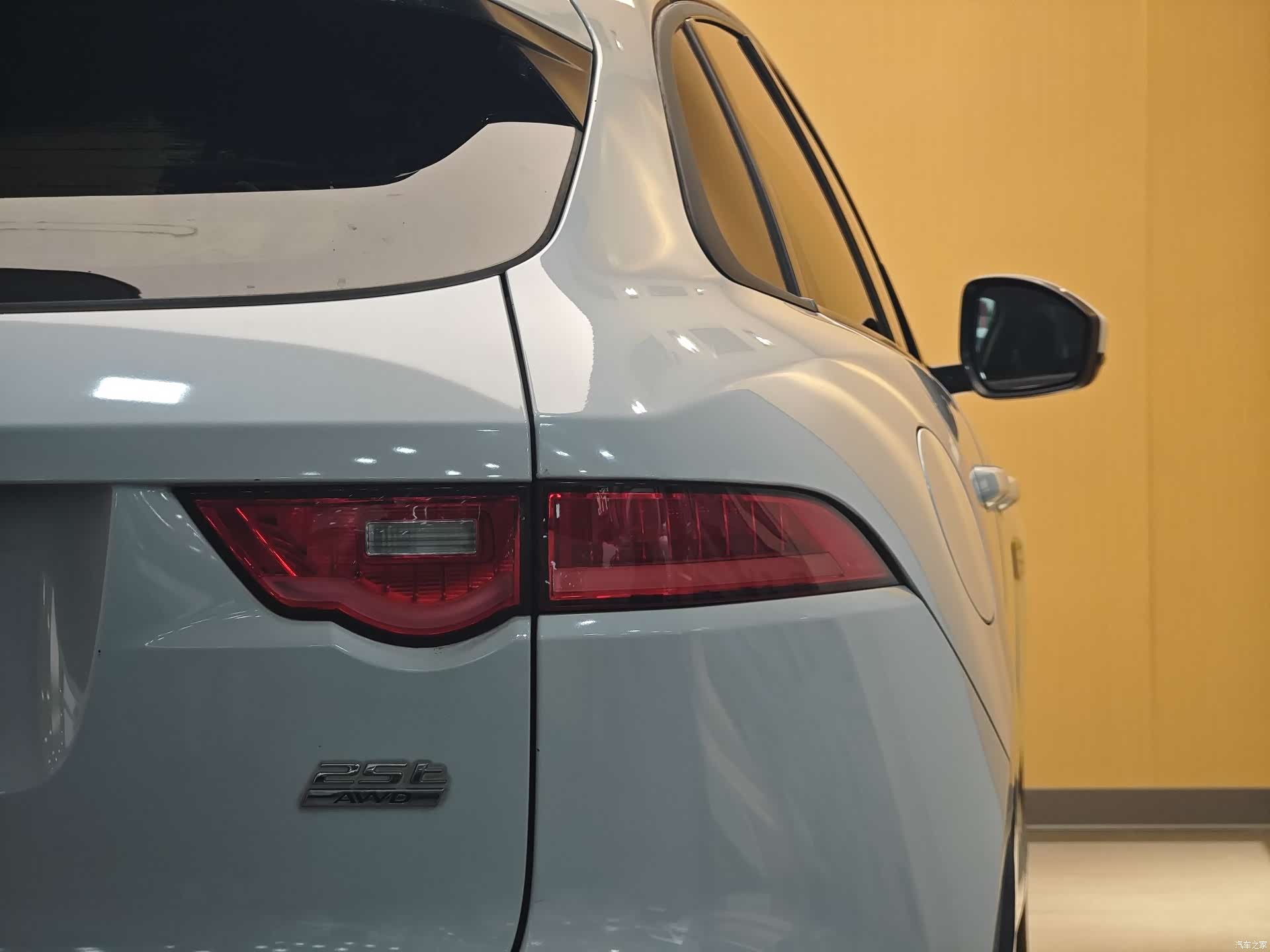 Jaguar F-PACE, 2018 28
