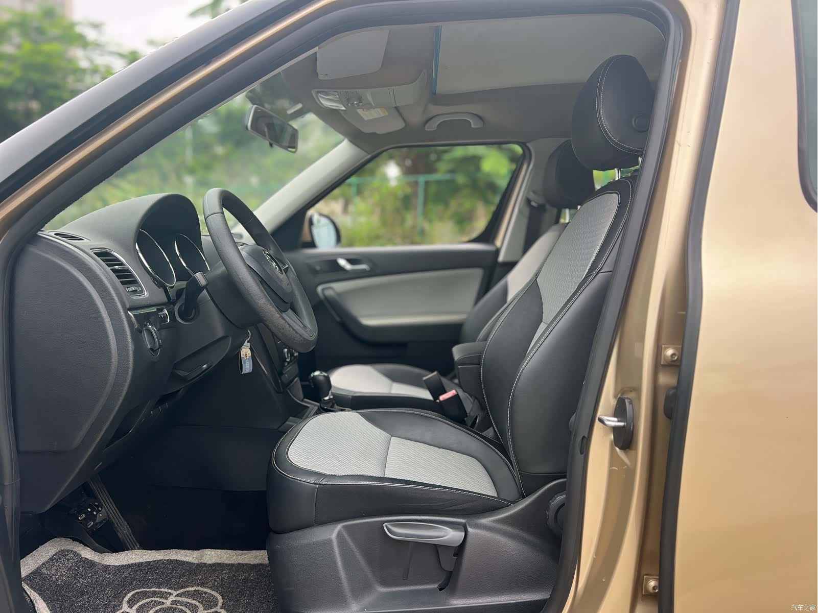 Skoda Yeti, 2016 все фото