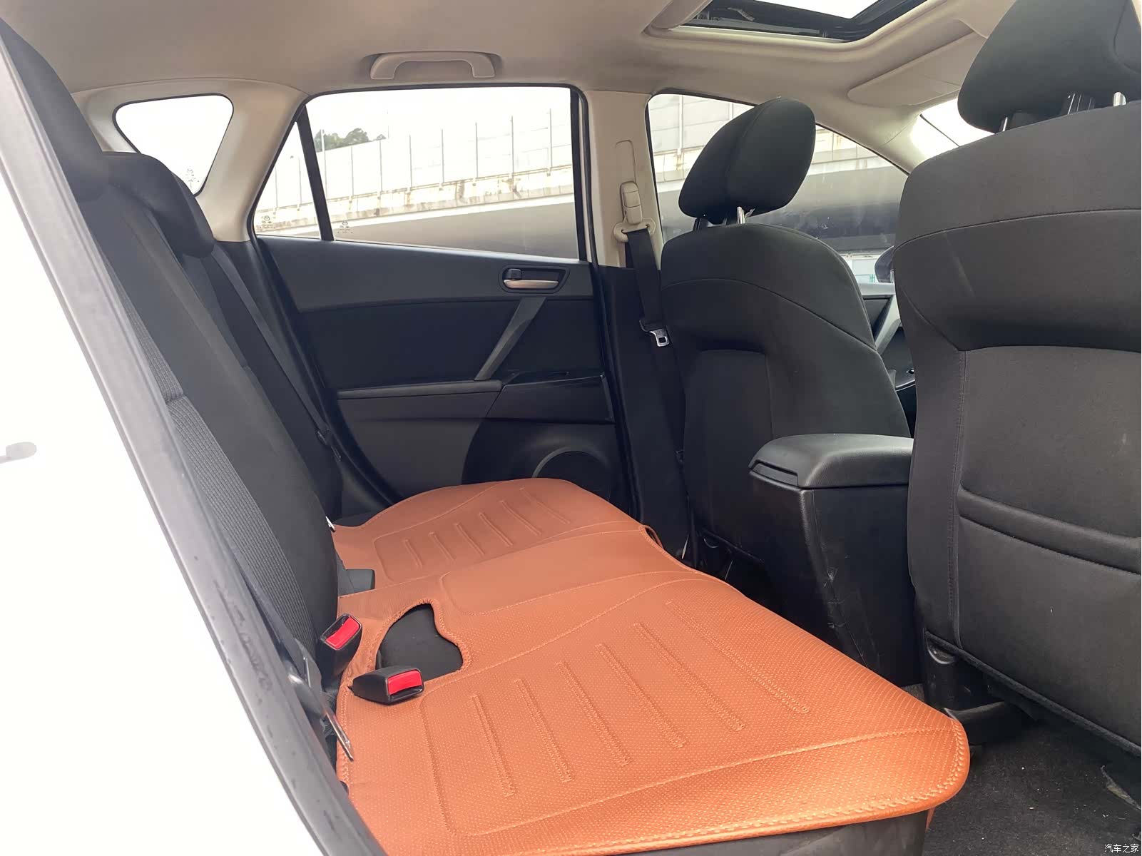 Mazda 3, 2015 15