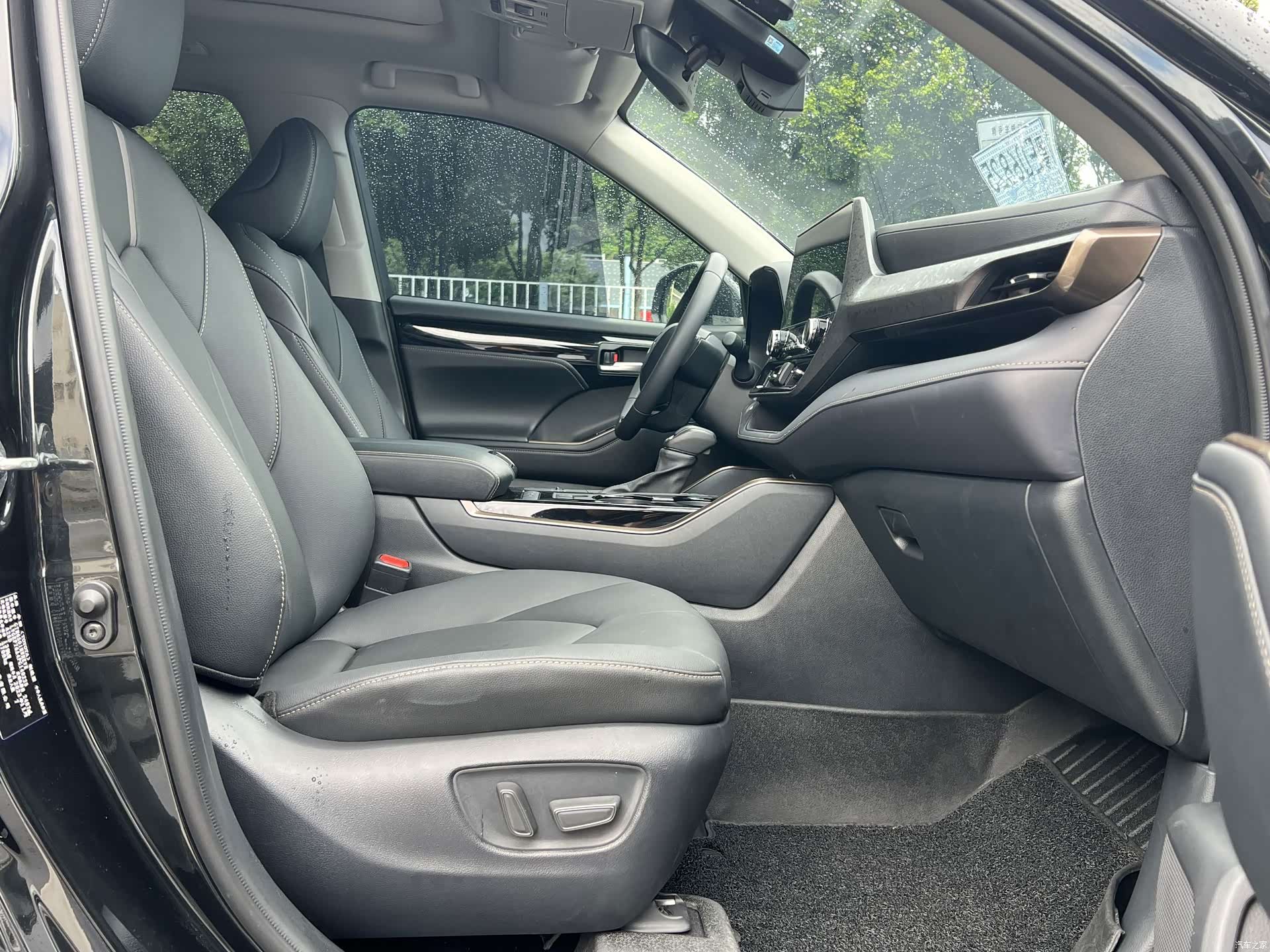 Toyota Highlander, 2024 10