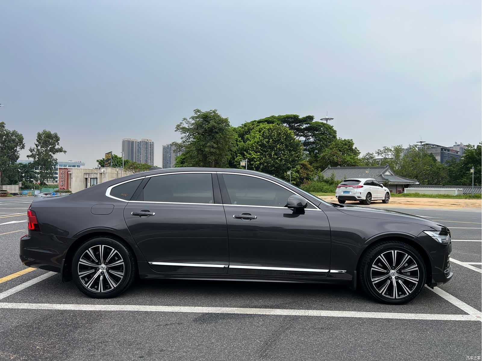 Volvo S90, 2021 4
