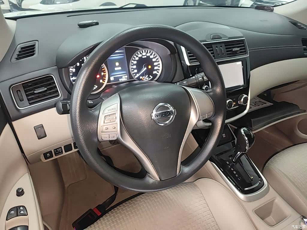 Nissan Tiida, 2016 11