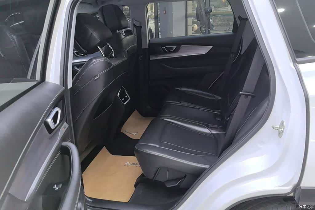 Chery Tiggo 8, 2022 11