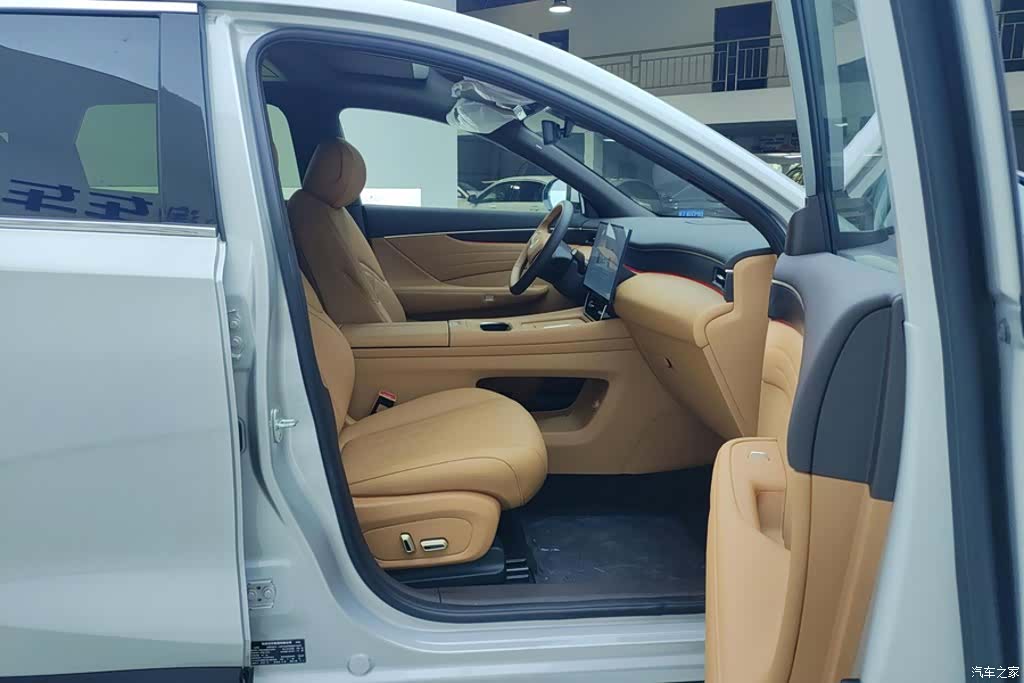 DongFeng L8, 2026 8
