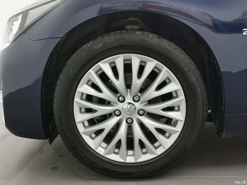 Infiniti Q70, 2017 17