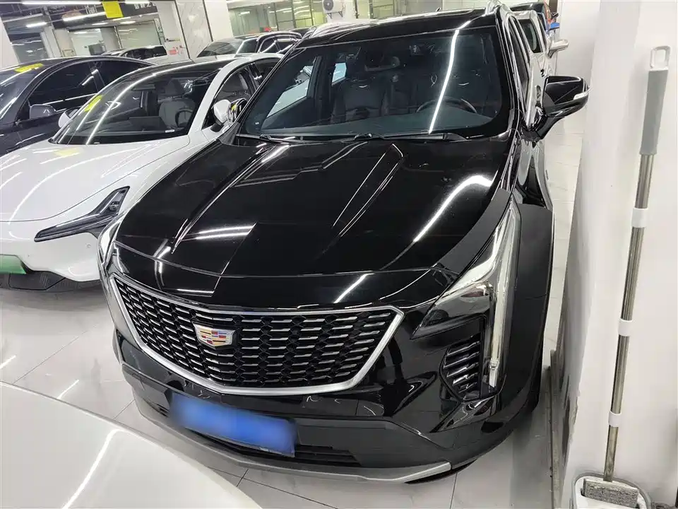 Cadillac XT4