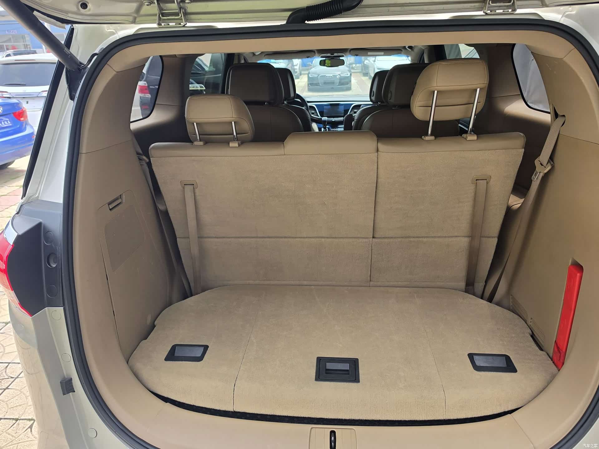 Buick GL8, 2017 11