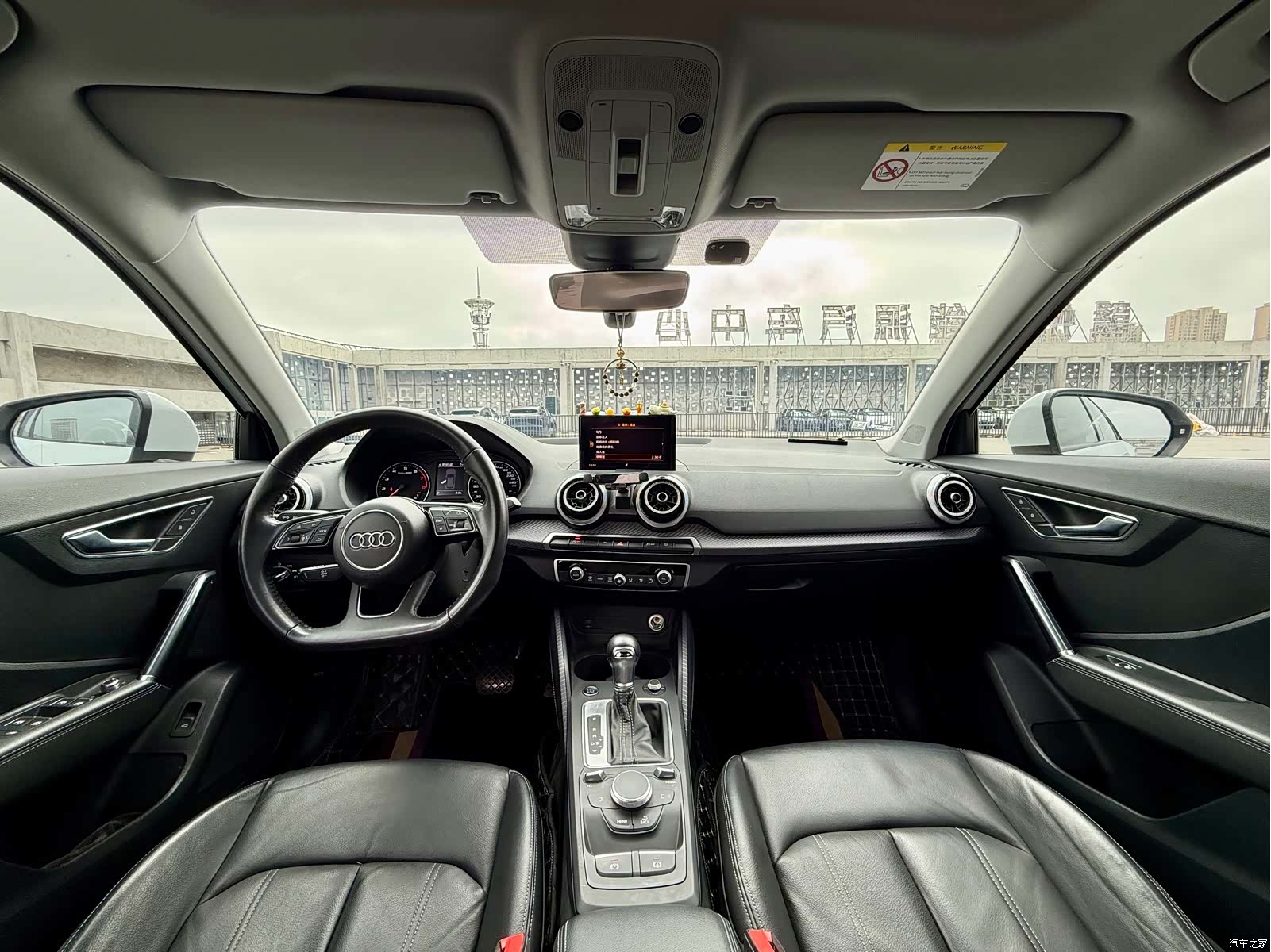 Audi Q2L, 2021 все фото