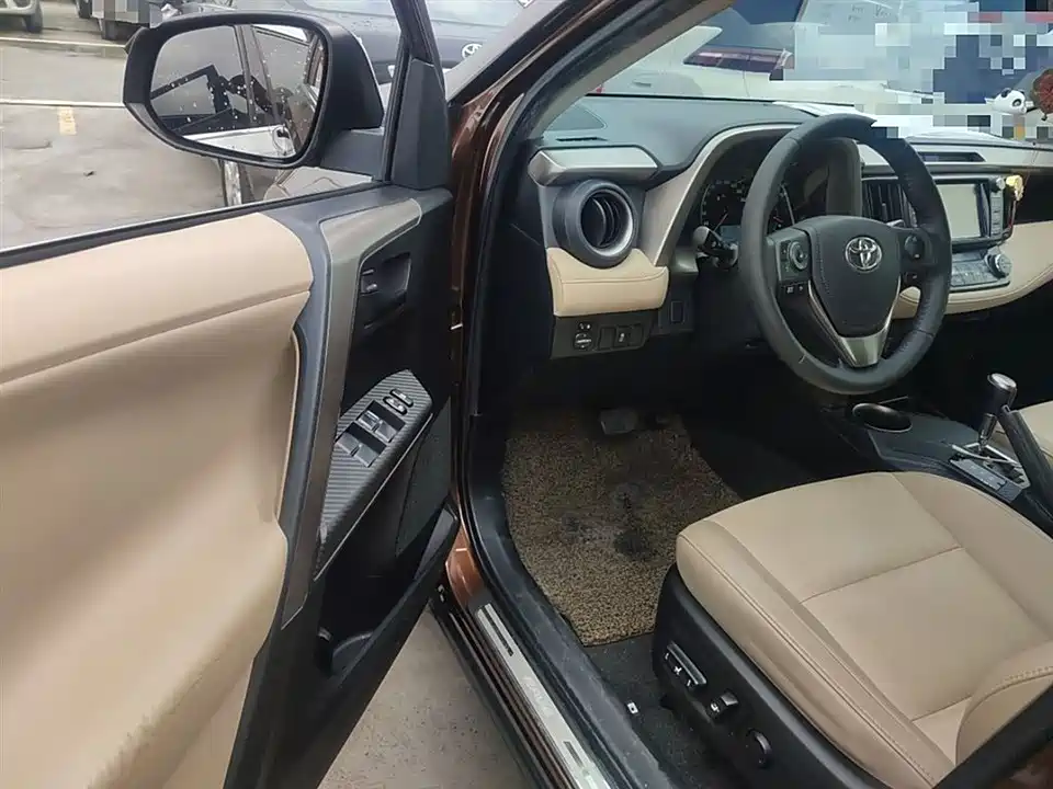 Toyota RAV4 Rongfang