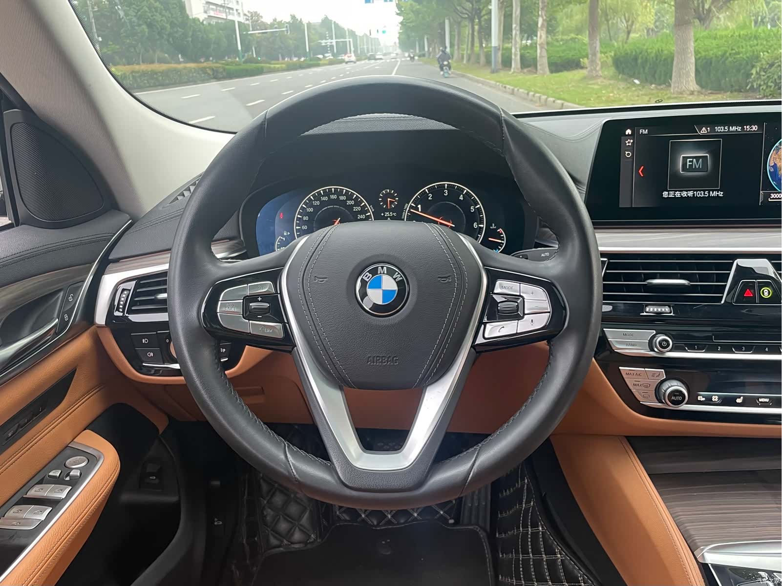 BMW 6 Series GT, 2019 12